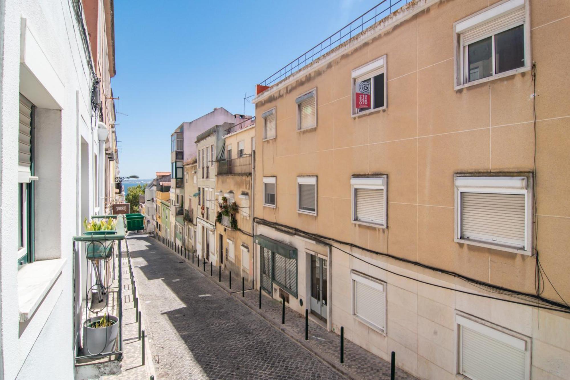 Charming & Peaceful Family Flat Lejlighed Lisboa Eksteriør billede